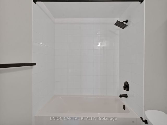 507 - 68 Broadview Ave