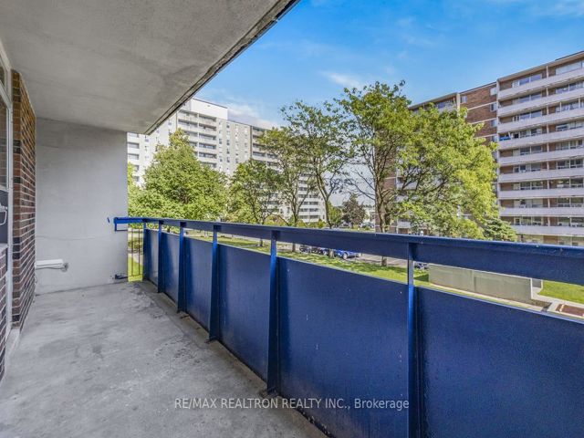 412 - 5 Glamorgan Ave