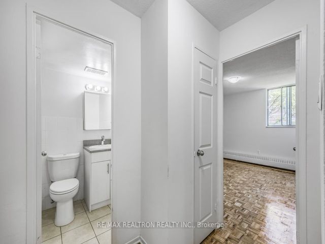 412 - 5 Glamorgan Ave