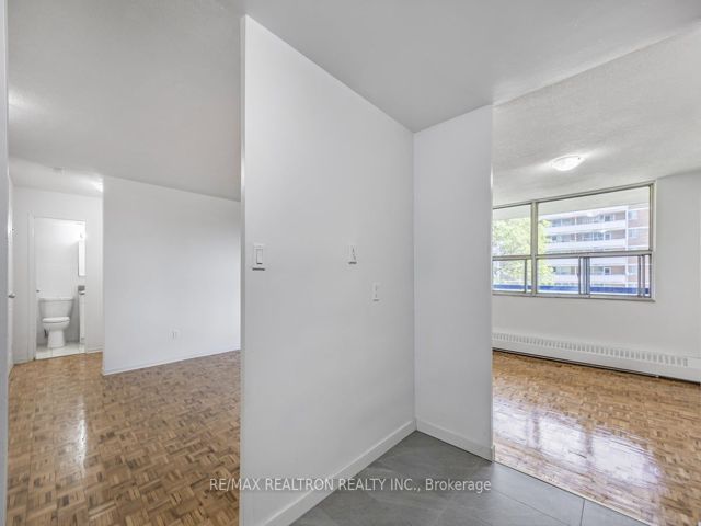 412 - 5 Glamorgan Ave