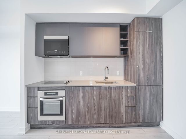 3520 - 2031 Kennedy Rd
