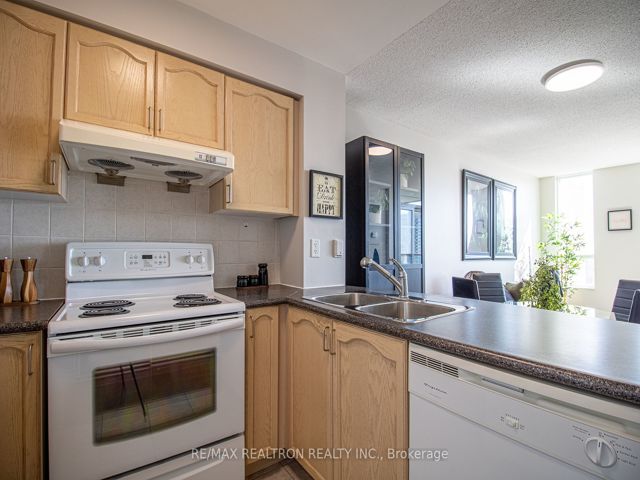 1201 - 50 Brian Harrison Way