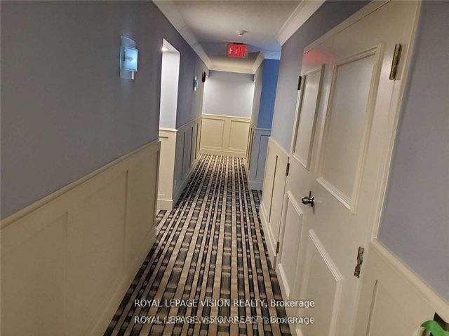 409 - 8 Silverbell Grve