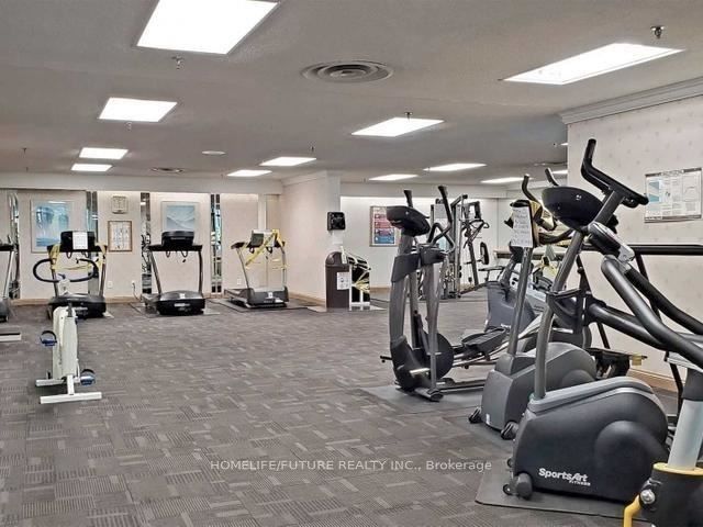2028 - 75 Bamburgh Circ