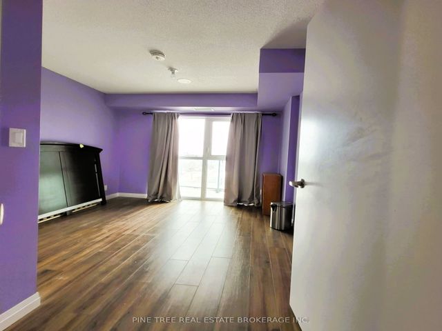 701 - 2150 Lawrence Ave E