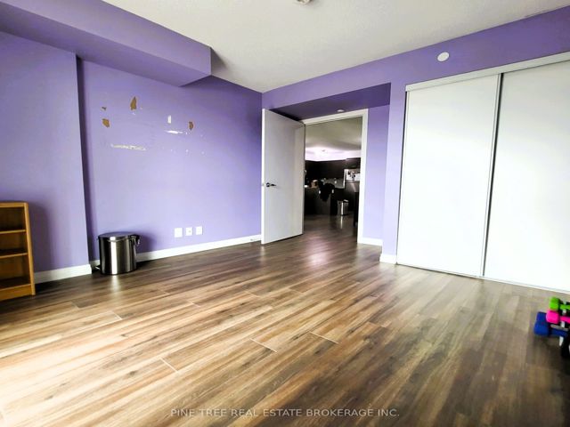 701 - 2150 Lawrence Ave E
