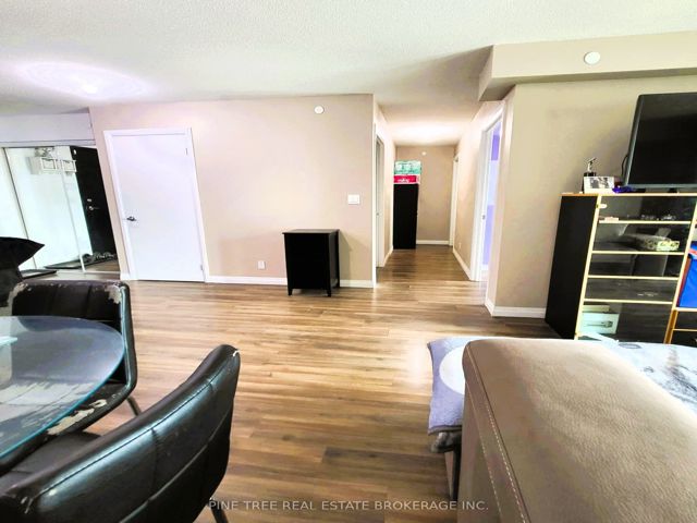701 - 2150 Lawrence Ave E