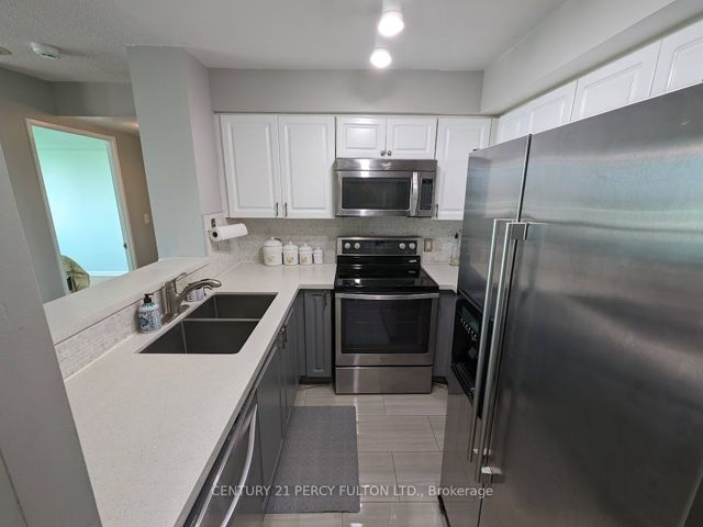 1210 - 11 Lee Centre Dr