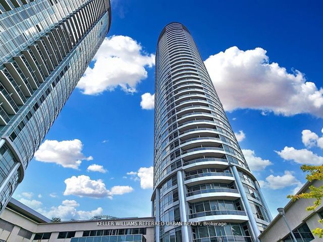 1609 - 125 Village Green Sq