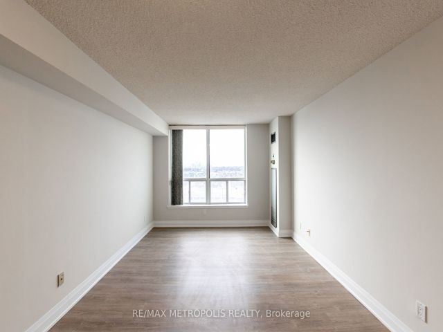 1110 - 400 McLevin Ave