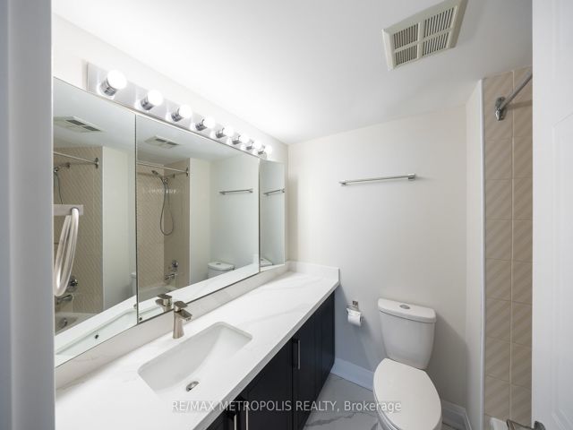 1110 - 400 McLevin Ave