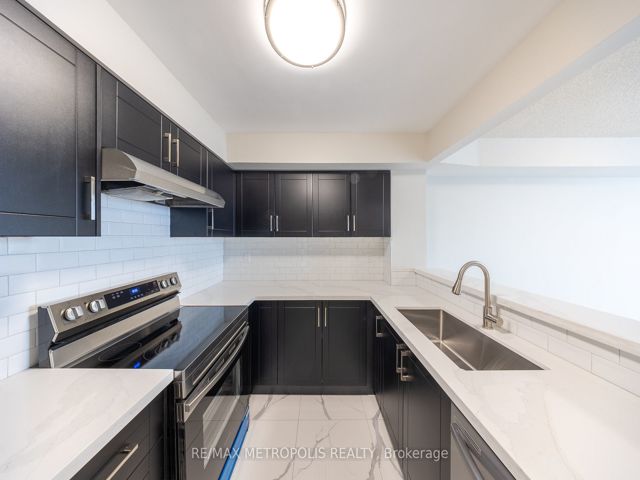 1110 - 400 McLevin Ave