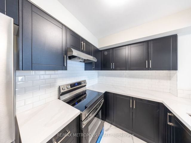 1110 - 400 McLevin Ave