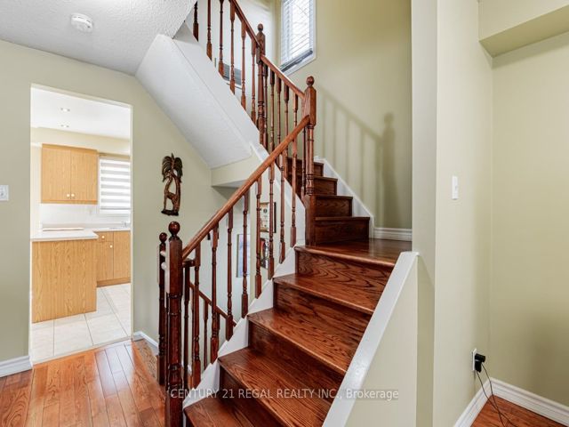 29 - 2359 Birchmount Rd
