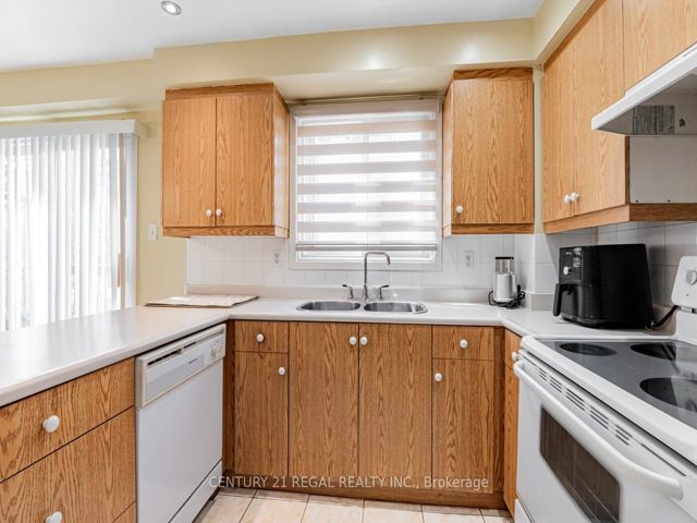 29 - 2359 Birchmount Rd