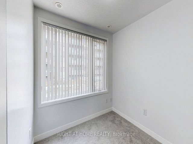 15 - 60 Orchid Place Dr