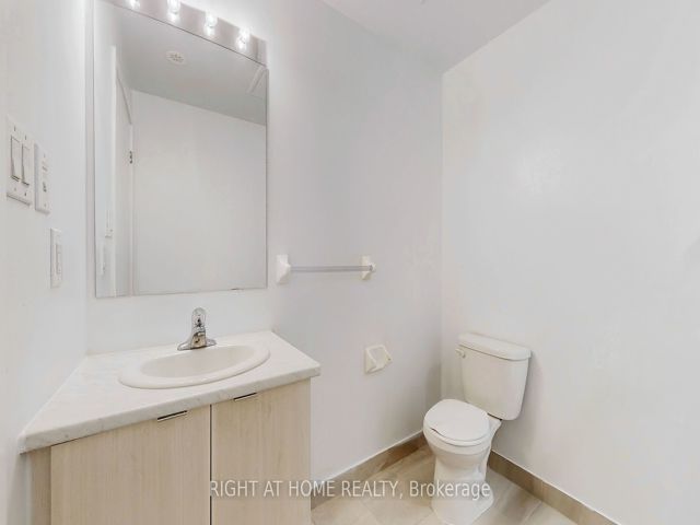 15 - 60 Orchid Place Dr