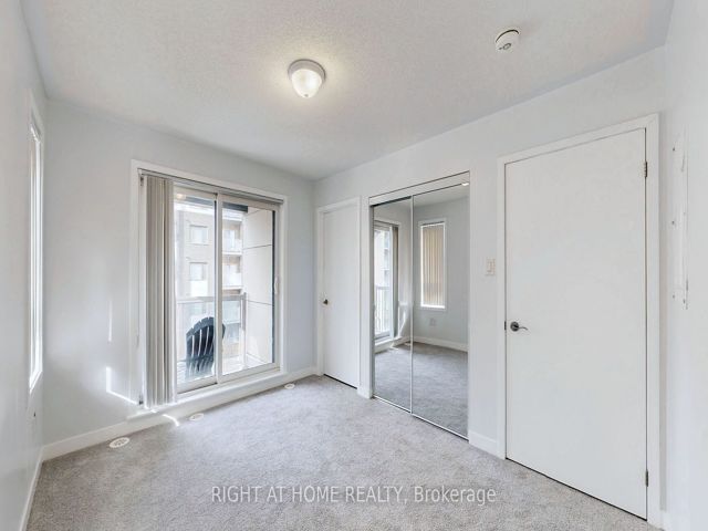 15 - 60 Orchid Place Dr
