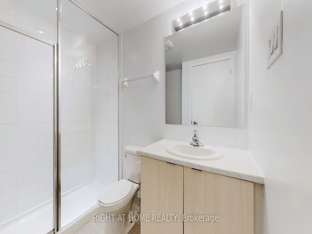 15 - 60 Orchid Place Dr
