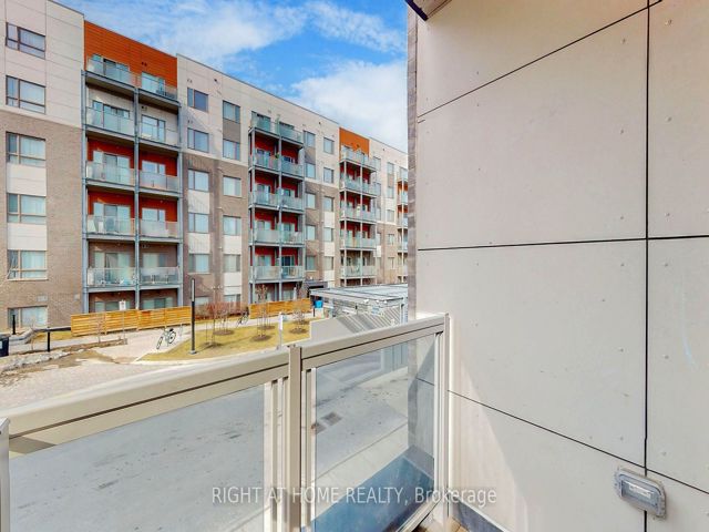 15 - 60 Orchid Place Dr