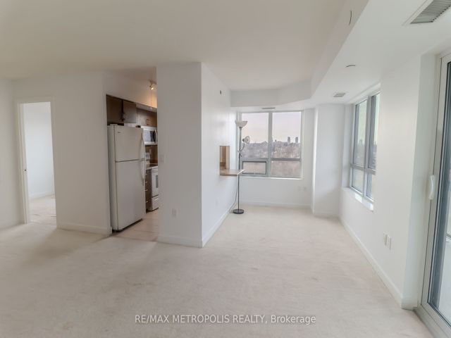 913 - 1346 Danforth Rd
