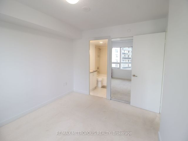 913 - 1346 Danforth Rd