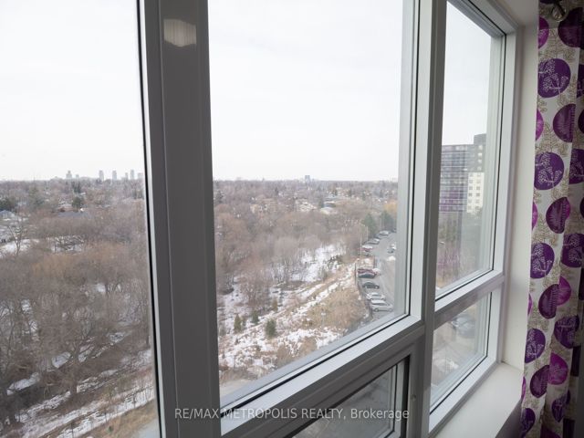 913 - 1346 Danforth Rd