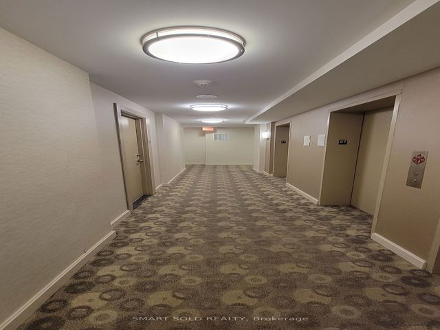 2707 - 50 Town Centre Crt