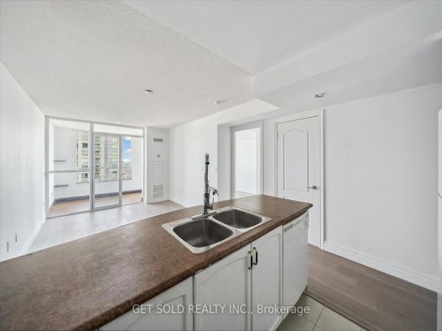 2903 - 50 Brian Harrison Way