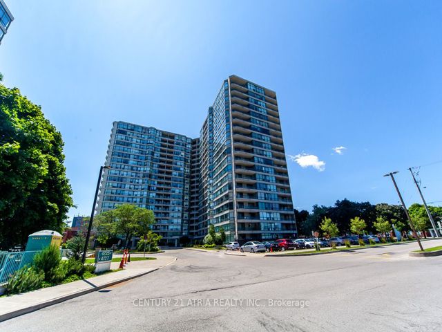 301 - 4725 Sheppard Ave E