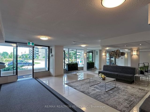 PH02 - 45 Huntingdale Blvd