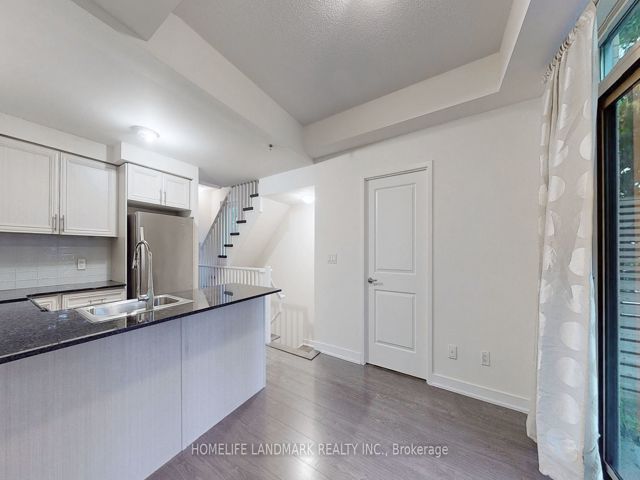 TH14 - 175 Bonis Ave