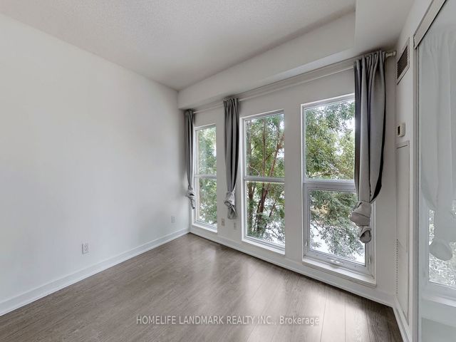 TH14 - 175 Bonis Ave