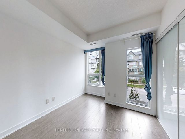 TH14 - 175 Bonis Ave