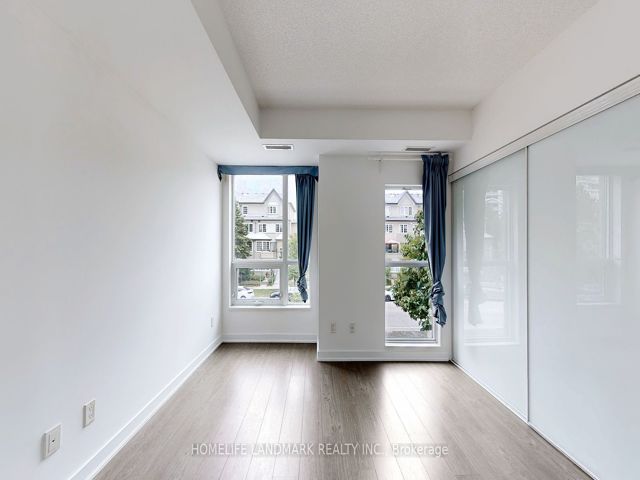TH14 - 175 Bonis Ave