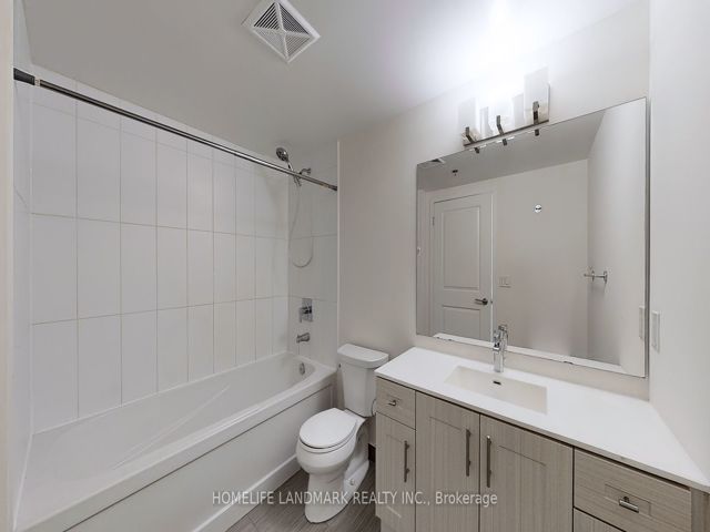 TH14 - 175 Bonis Ave