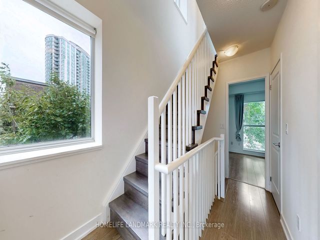 TH14 - 175 Bonis Ave