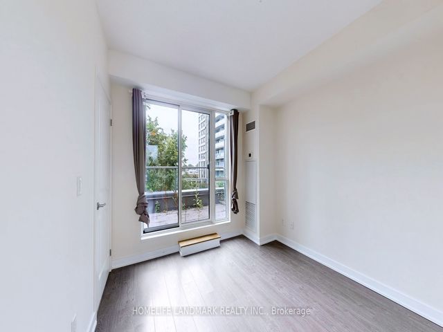 TH14 - 175 Bonis Ave