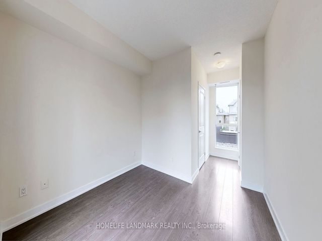 TH14 - 175 Bonis Ave