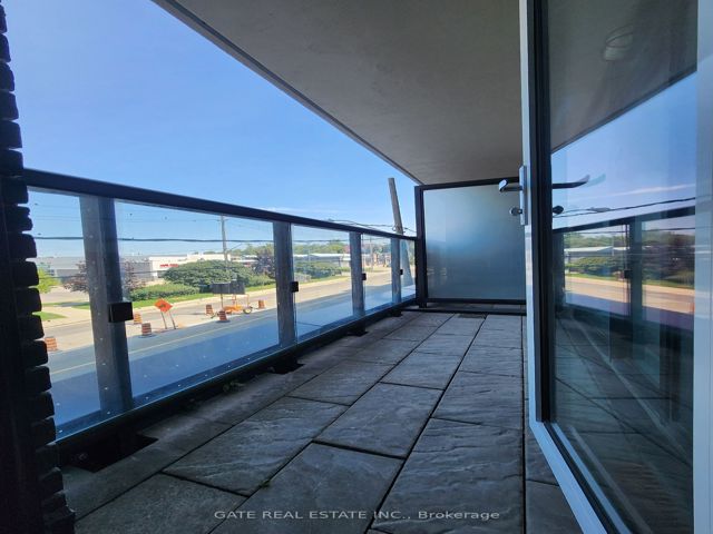 210 - 1401 O'connor Dr W