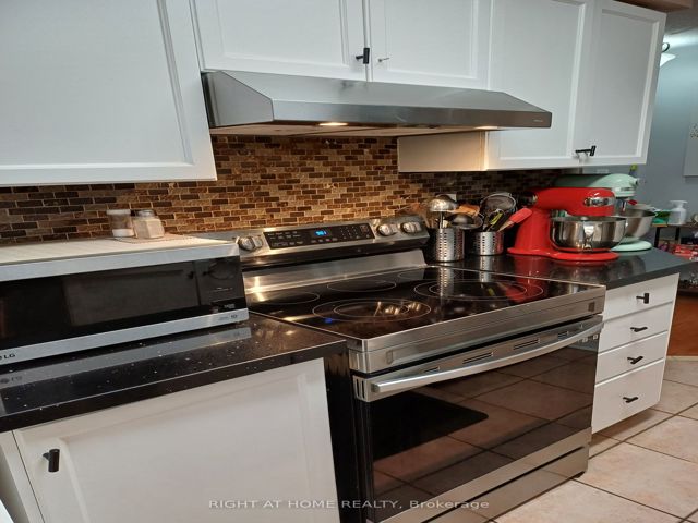 212 - 29 Rosebank Dr