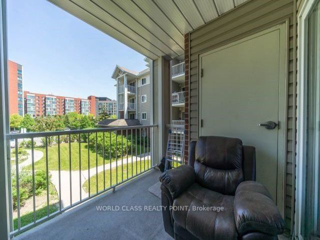 223 - 5225 Finch Ave