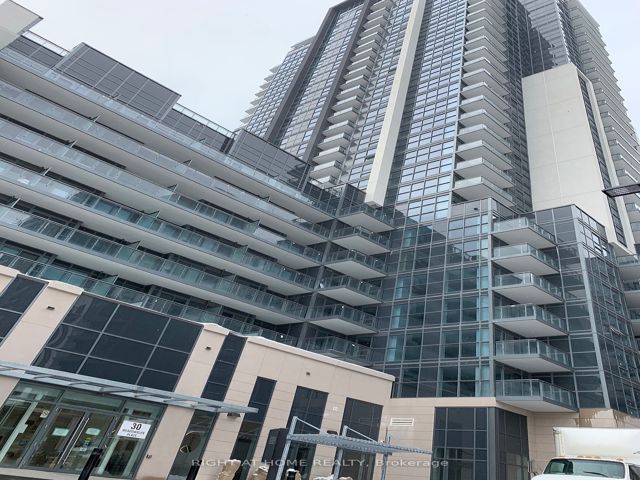 501 - 30 Meadowglen Pl