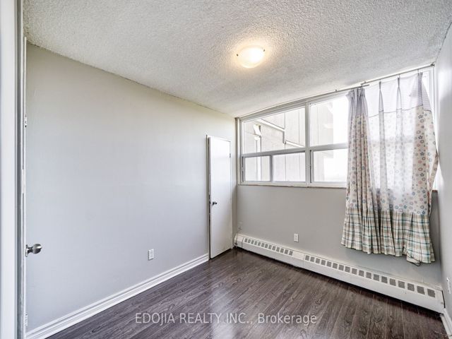 2006 - 4101 Sheppard Ave E