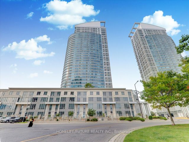 1905 - 36 Lee Centre Dr