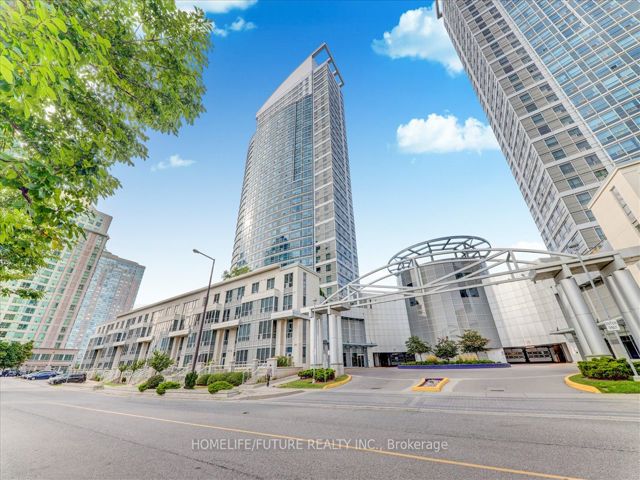 1905 - 36 Lee Centre Dr
