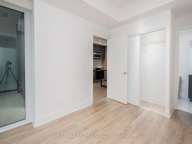 520 - 1350 Ellesmere Rd