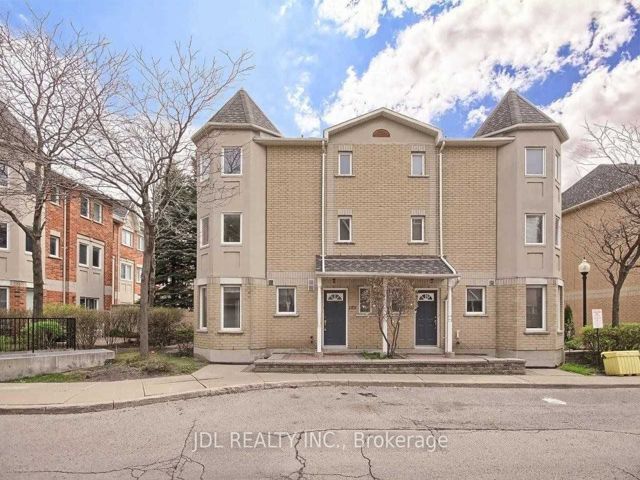 1101 - 28 Rosebank Dr