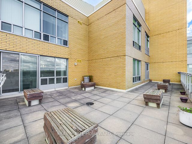 1102 - 2800 Warden Ave
