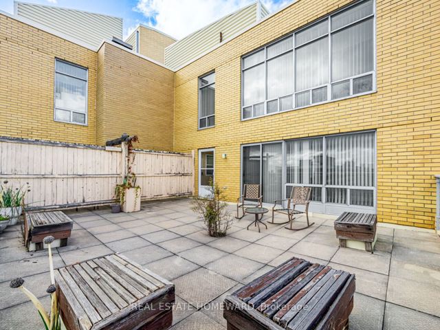 1102 - 2800 Warden Ave